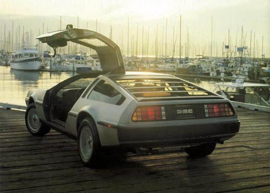  DeLorean DMC-12 1989 года  (фото 21 из 32)
